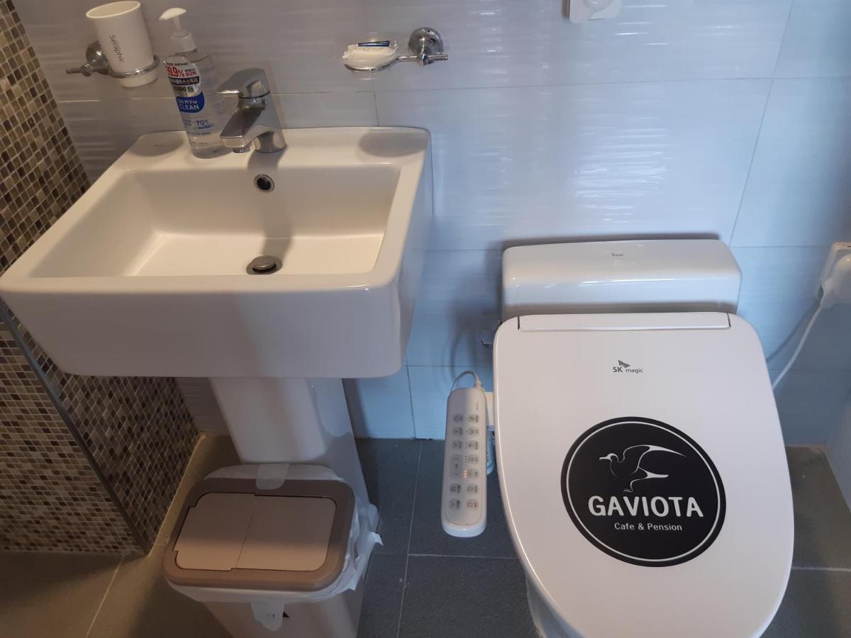 Jeju Gaviota Pension Luaran gambar